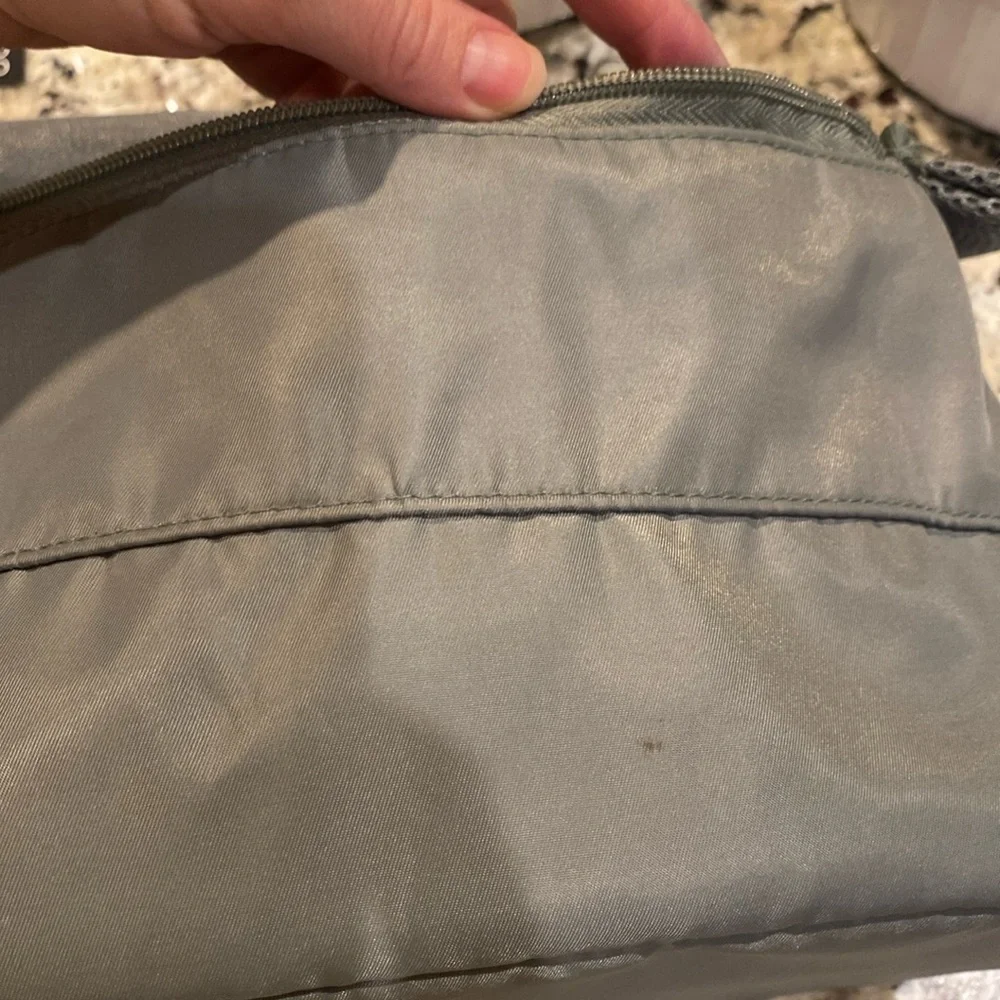 Small pet carrier NWOT
